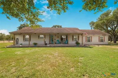 104 Deer Trail Lane, Goliad, TX 77963 - Photo 3
