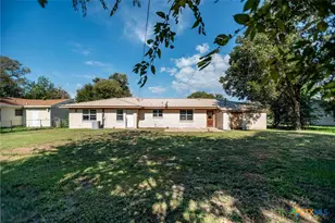 68 Milam St, Point Comfort, TX 77978 - Photo 27