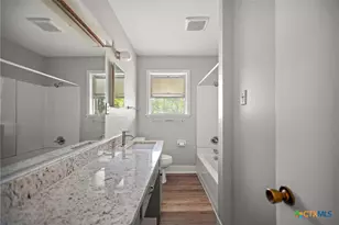 68 Milam St, Point Comfort, TX 77978 - Photo 15