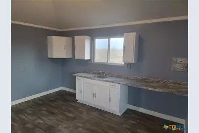 410 Guadalupe River Drive, Tivoli, TX 77990 - Photo 9