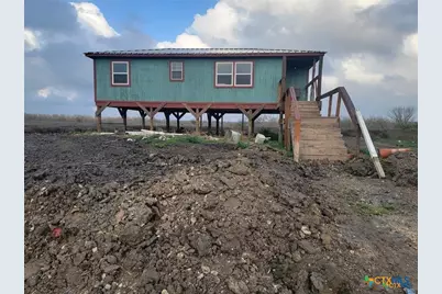 410 Guadalupe River Drive, Tivoli, TX 77990 - Photo 3