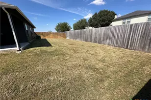 302 N Richland Dr, Lockhart, TX 78644 - Photo 21