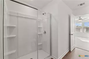 109 Green Berets Bnd, Jarrell, TX 76537 - Photo 13