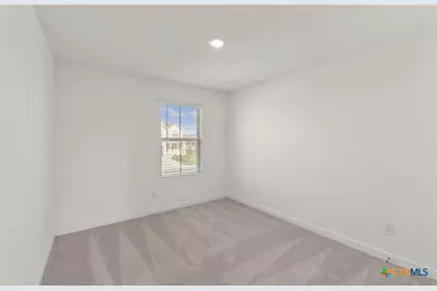 109 Green Berets Bend, Jarrell, TX 76537 - Photo 17