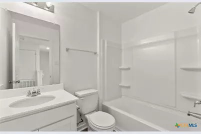 109 Green Berets Bend, Jarrell, TX 76537 - Photo 19