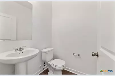 109 Green Berets Bend, Jarrell, TX 76537 - Photo 21