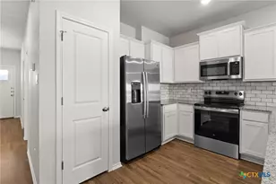 1218 LEXINGTON Dr, Copperas Cove, TX 76522 - Photo 5