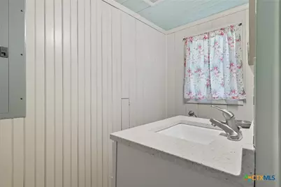 488 Alamo Beach Avenue, Port Lavaca, TX 77979 - Photo 15