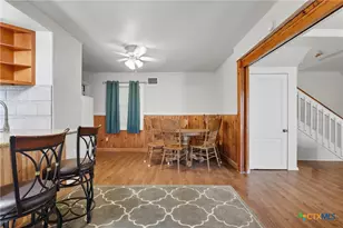 488 Alamo Beach Ave, Port Lavaca, TX 77979 - Photo 9