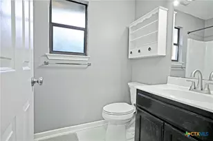 30 Dakota Cir, New Braunfels, TX 78130 - Photo 13