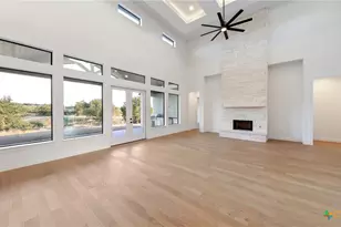 1126 Vintage Way, New Braunfels, TX 78132 - Photo 5