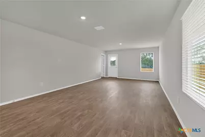 400 Wild Goose Drive, Luling, TX 78648 - Photo 13