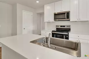 402 Wild Goose Dr, Luling, TX 78648 - Photo 5