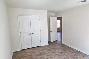 684 Appaloosa Dr, Fischer, TX 78623 - Photo 19