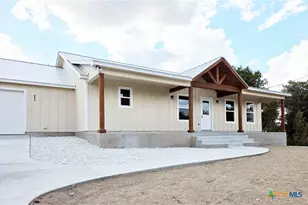 684 Appaloosa Dr, Fischer, TX 78623 - Photo 3