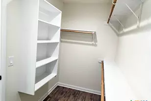 684 Appaloosa Dr, Fischer, TX 78623 - Photo 17