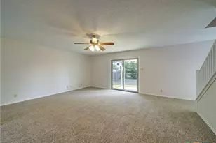 8414 Park Olympia, Universal City, TX 78148 - Photo 7