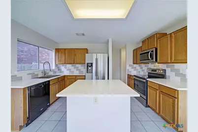 8414 Park Olympia, Universal City, TX 78148 - Photo 15