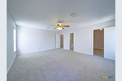 8414 Park Olympia, Universal City, TX 78148 - Photo 27