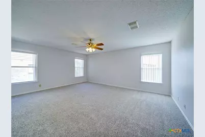 8414 Park Olympia, Universal City, TX 78148 - Photo 25