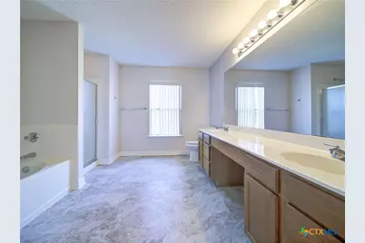 8414 Park Olympia, Universal City, TX 78148 - Photo 29