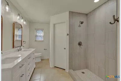 1260 Flaming Oak Drive, New Braunfels, TX 78132 - Photo 19