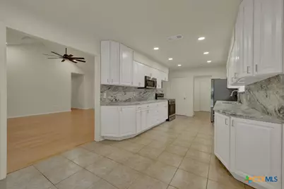 1260 Flaming Oak Drive, New Braunfels, TX 78132 - Photo 13