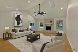 1260 Flaming Oak Dr, New Braunfels, TX 78132 - Photo 3