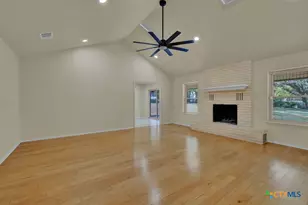 1260 Flaming Oak Dr, New Braunfels, TX 78132 - Photo 9