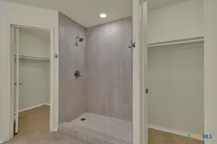 1260 Flaming Oak Dr, New Braunfels, TX 78132 - Photo 21