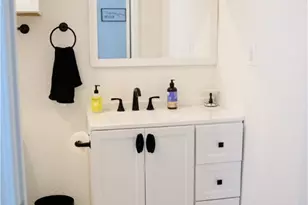 221 E Hamilton Ave, Rockdale, TX 76567 - Photo 19