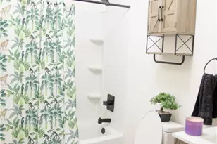 221 E Hamilton Ave, Rockdale, TX 76567 - Photo 21