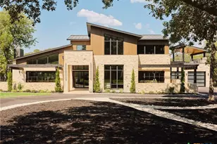 353 Lakeview Blvd, New Braunfels, TX 78130 - Photo 1