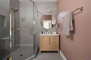 353 Lakeview Blvd, New Braunfels, TX 78130 - Photo 35