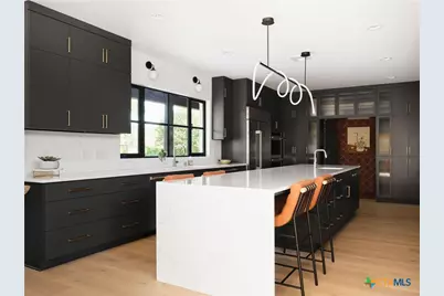 353 Lakeview Boulevard, New Braunfels, TX 78130 - Photo 13