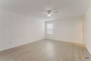 5803 Antonio Pl, Seguin, TX 78155 - Photo 5