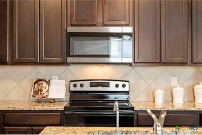 2429 Marty Way, Seguin, TX 78155 - Photo 3