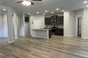 710 Friar Tuck Dr, Temple, TX 76502 - Photo 11