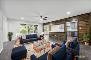 1305 W 1st St, Lampasas, TX 76550 - Photo 1