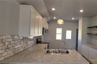 346 Monty Rd, Copperas Cove, TX 76522 - Photo 3