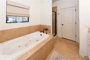 127 Eleanor Ln, Bastrop, TX 78602 - Photo 33