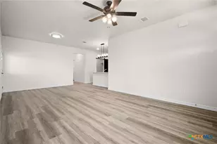 126 Leon Ln, Copperas Cove, TX 76522 - Photo 5