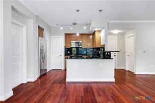 7342 Oak Manor Dr, San Antonio, TX 78229 - Photo 11