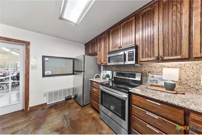 5650 Bottoms Road, Temple, TX 76501 - Photo 13