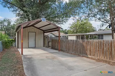 803 E 15th Street, Cameron, TX 76520 - Photo 25