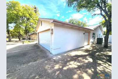 111 Vandeventer Drive, Burnet, TX 78611 - Photo 5