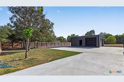 2570 Terminal Loop Road, Mcqueeney, TX 78123 - Photo 23