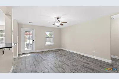 2570 Terminal Loop Road, Mcqueeney, TX 78123 - Photo 9