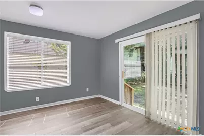 810 N Goodrich Street, Seguin, TX 78155 - Photo 13