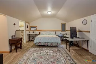 231 N State Hwy 95, Yoakum, TX 77995 - Photo 13